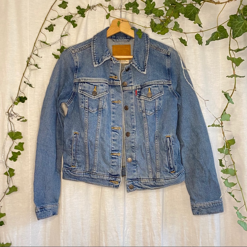 Levi Strauss Medium Wash Denim Jacket